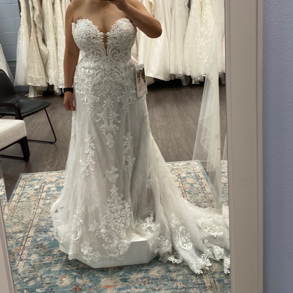 Maggie soterro Sedona wedding gown (Ivory/Misty Mauve)